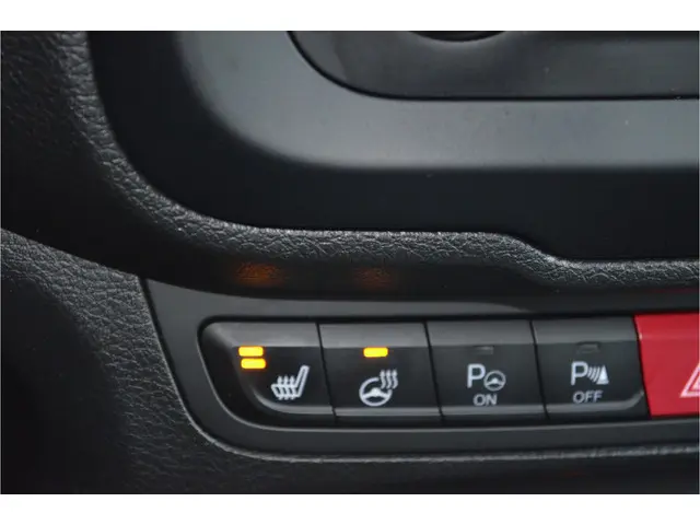 Jeep Renegade 1.4 MultiAir Limited 2015 Benzine 16