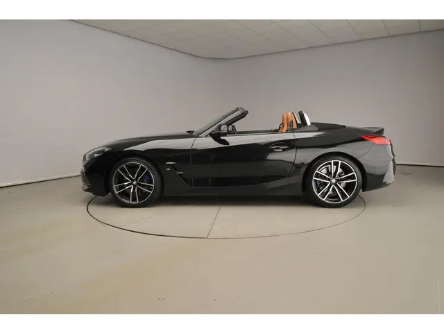 BMW Z4 Roadster sDrive30i 2025 Benzine 4