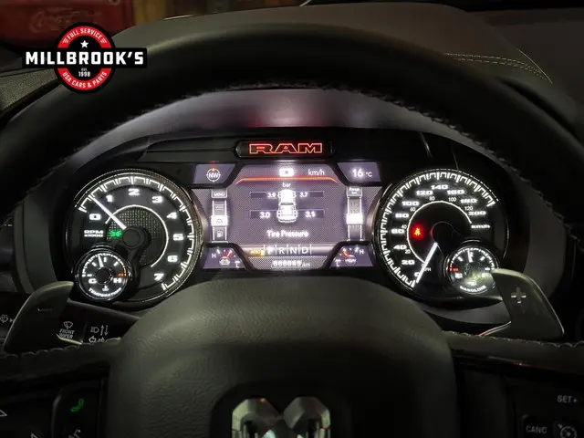 Dodge Ram 1500 5.7 V8 REBEL GT E-TORQUE, 2024 LPG/Gas 24