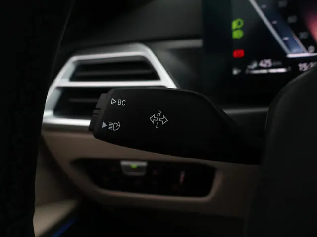 BMW 3 Serie Touring 330e 2025 Hybride Benzine 23