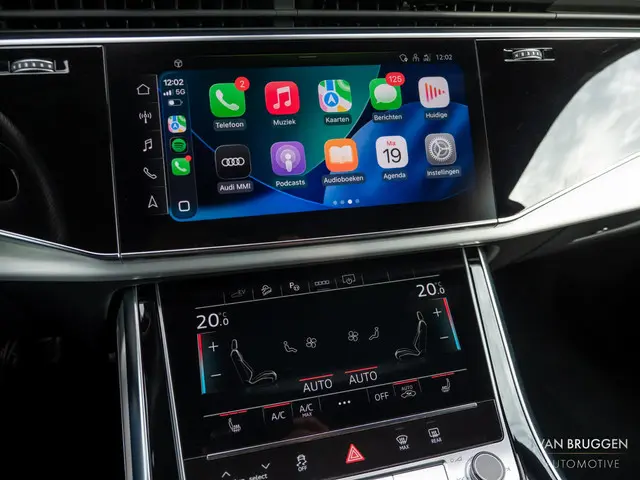 Audi Q8 55 TFSI e quattro S-Line 2022 Hybride Benzine 35