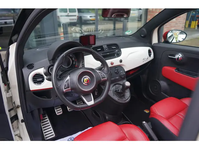 Abarth 500C 1.4 T-Jet Estetico 2012 Benzine 25