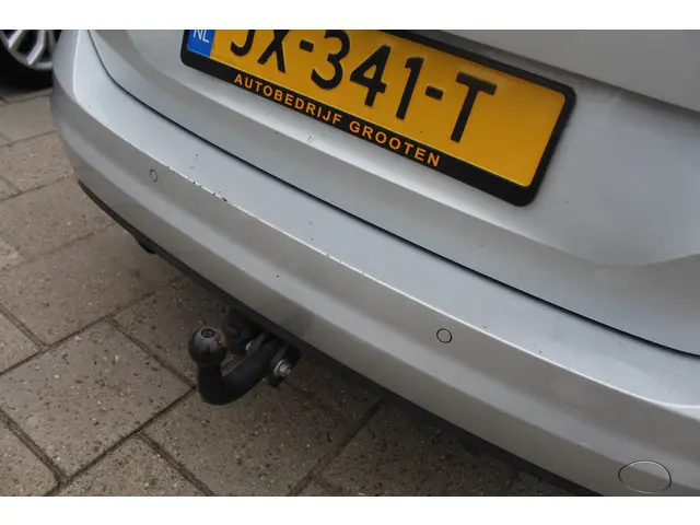 Volkswagen Touran 1.2 TSI Highline 7p 2016 Benzine 32