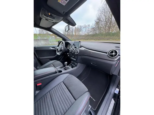 Mercedes-Benz B-Klasse 160 Business 2017 Benzine 14