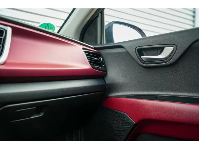 Kia Rio 1.0 TGDI Platinum Edition 2018 Benzine 24