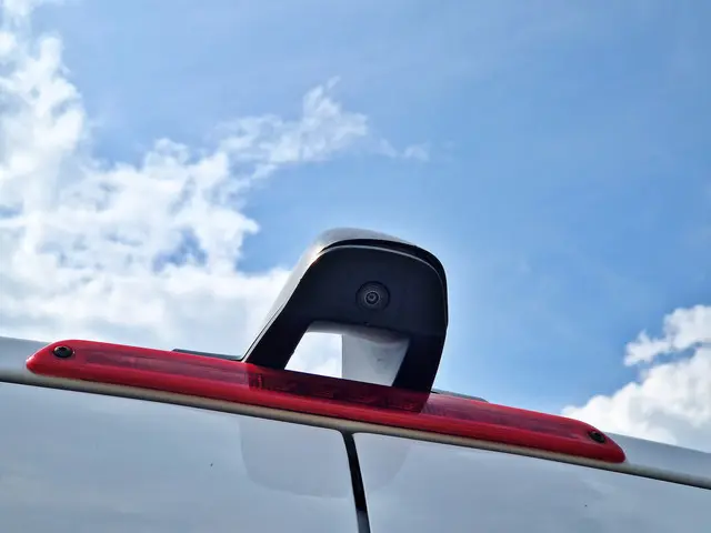 Mercedes-Benz Sprinter 211 1.9 CDI L2 H2 2022 Diesel 5