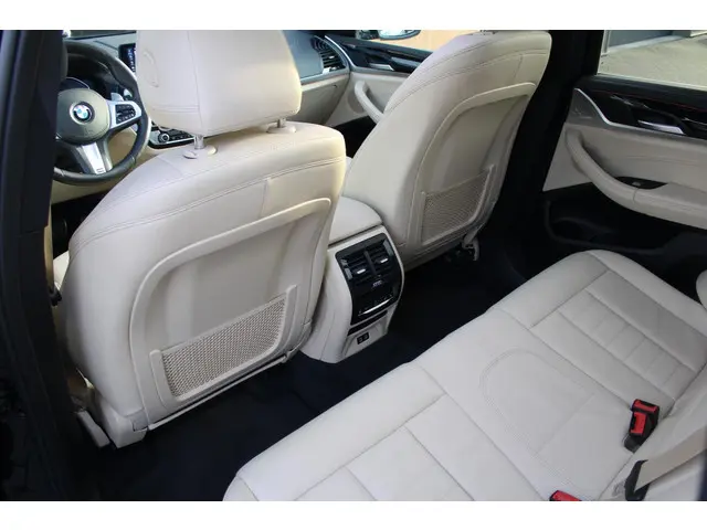 BMW X3 xDrive30e High Executive 2020 Hybride Benzine 30