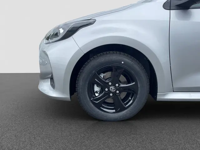 Toyota Yaris 1.5 Hybrid Active 2025 Hybride Benzine 25