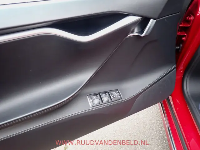 Tesla Model S 75D 2017 Elektrisch 20