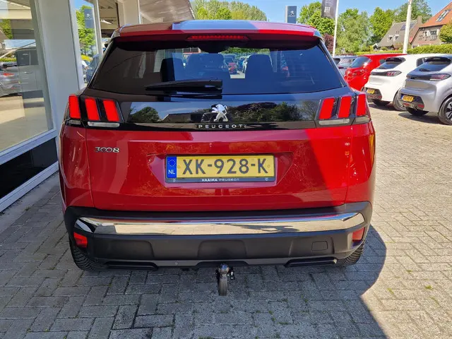 Peugeot 3008 1.2T Automaat 130pk Active 2019 Benzine 24