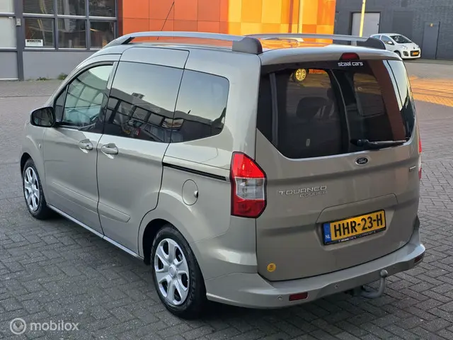 Ford Tourneo Courier 1.0 Titanium✅️Apk✅️Airco✅️ 2014 Benzine 4