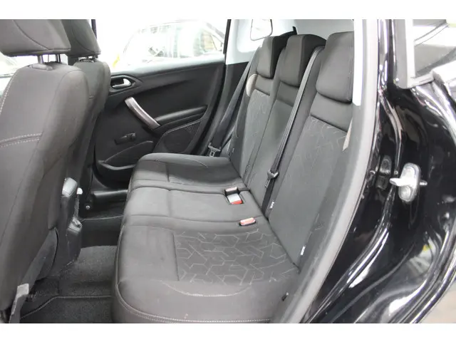 Peugeot 2008 1.2 PureTech Active 2016 Benzine 6