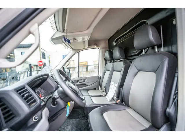 MAN TGE 3.140 2020 Diesel 12