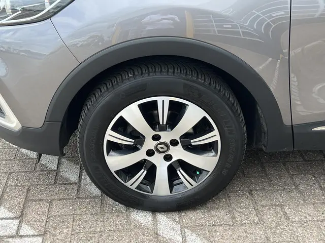 Renault Captur 0.9 TCe Limited 2018 Benzine 21