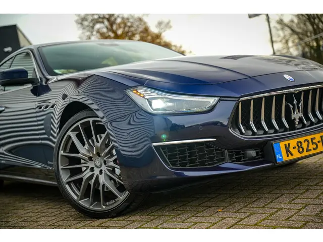 Maserati Ghibli 3.0 V6 GranLusso 2018 Benzine 39