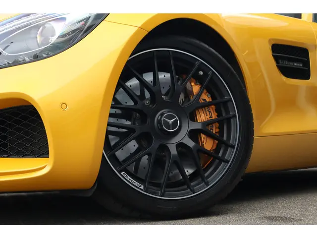 Mercedes-Benz AMG GT 4.0 S 2015 Benzine 5