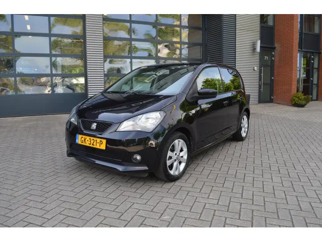 SEAT Mii 1.0 Sport Connect automaat 2015 Benzine 2