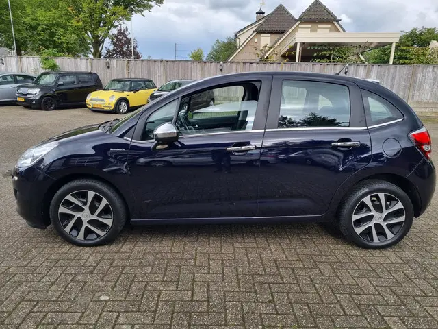 Citroën C3 1.2 PureTech Business 2016 Benzine 8