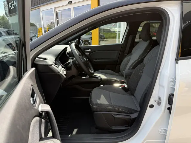Renault Captur 1.3 mild hybrid 160 techno 2024 Benzine 6
