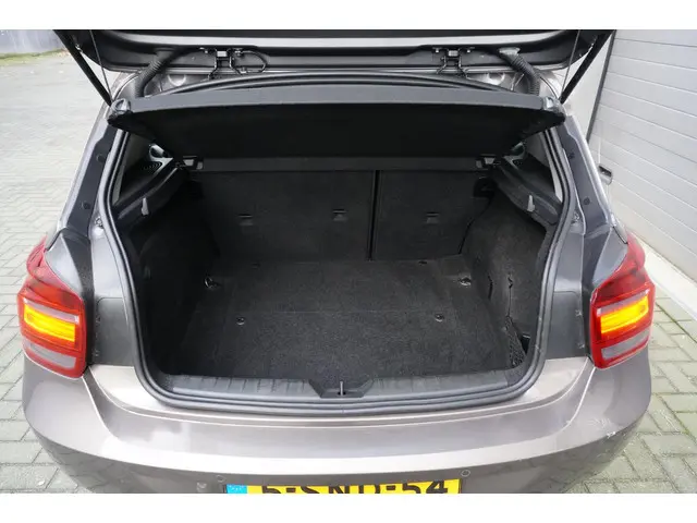 BMW 1 Serie 116i High Executive 2013 Benzine 18