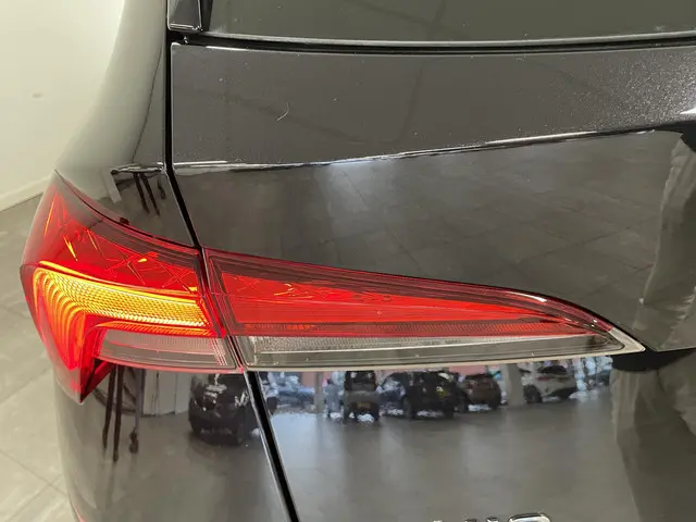 Škoda Kamiq 1.0 TSI 110 pk Ambition 2021 Benzine 38