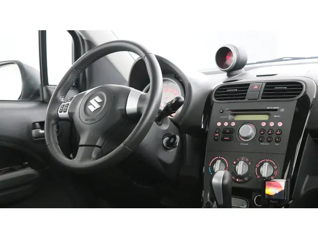 Suzuki Splash 1.2i 94pk Automaat Exclusive 2014 Benzine 18