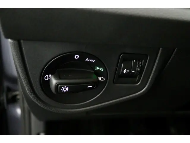 Volkswagen Polo 1.0 TSI Life antraciet 2023 Benzine 28