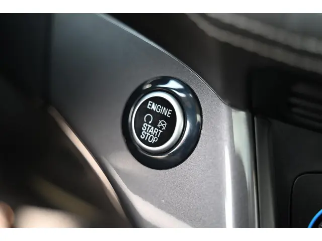 Ford Kuga 1.5 EcoBoost Vignale 2018 Benzine 29