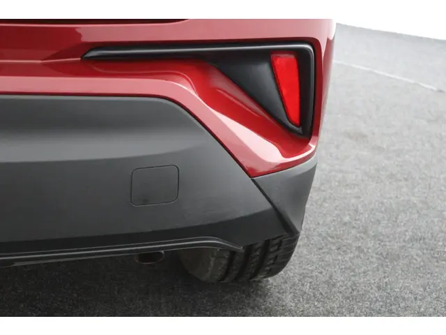 Toyota C-HR 1.8 Hybrid Bi-Tone 2018 Hybride Benzine 39