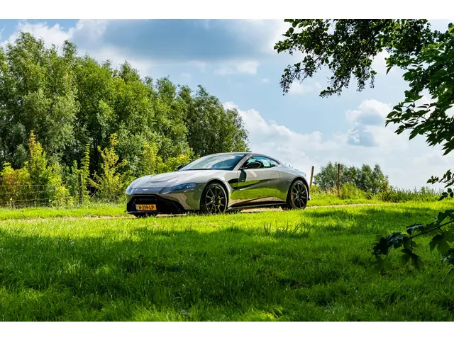 Aston Martin V8 Vantage 4.0 2018 Benzine 79