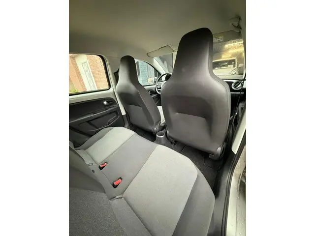 Volkswagen up! 1.0 move up! BlueMotion 2015 Benzine 13