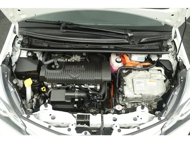 Toyota Yaris 1.5 Hybrid Energy 2018 Hybride Benzine 35