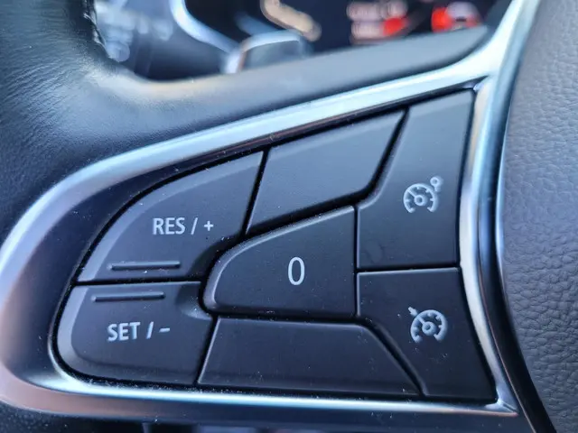 Renault Captur 1.3 TCe 140 Initiale Paris 2022 Benzine 22