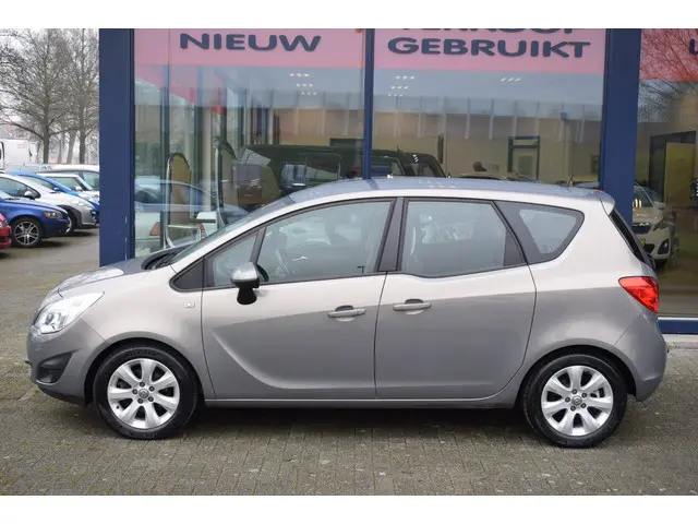 Opel Meriva 2
