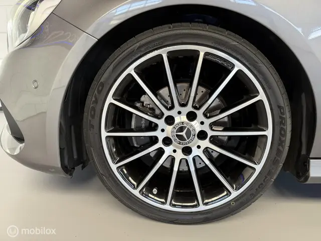 Mercedes-Benz A-Klasse 180 Edition AMG 2018 Benzine 20