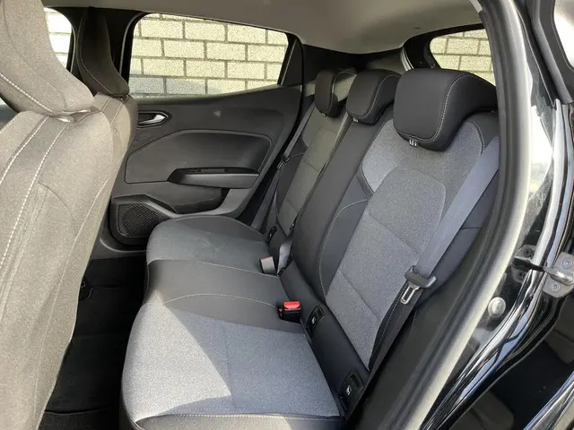 Renault Clio 1.0 TCe 90 GPF Evolution 2024 Benzine 8