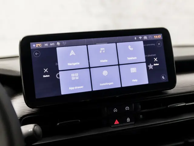 Jeep Avenger 1.2 Altitude Sport 2023 Benzine 25