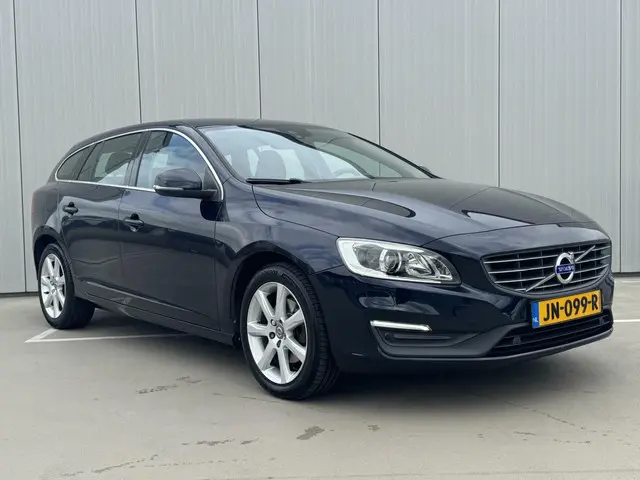 Volvo V60 1.5 T3 Nordic+|Navi|NL-Auto|Geartronic 2016 Benzine 32