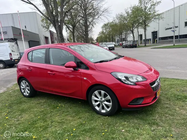 Opel Corsa 1.4 Favourite 2018 Benzine 5