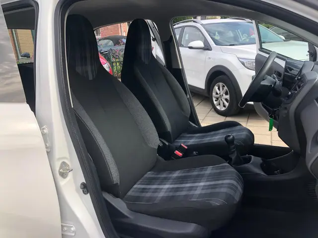 Peugeot 108 1.0 e-VTi Active 2020 Benzine 25
