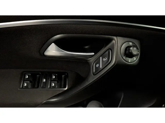 Volkswagen Polo 1.0 Comfortline 2015 Benzine 14