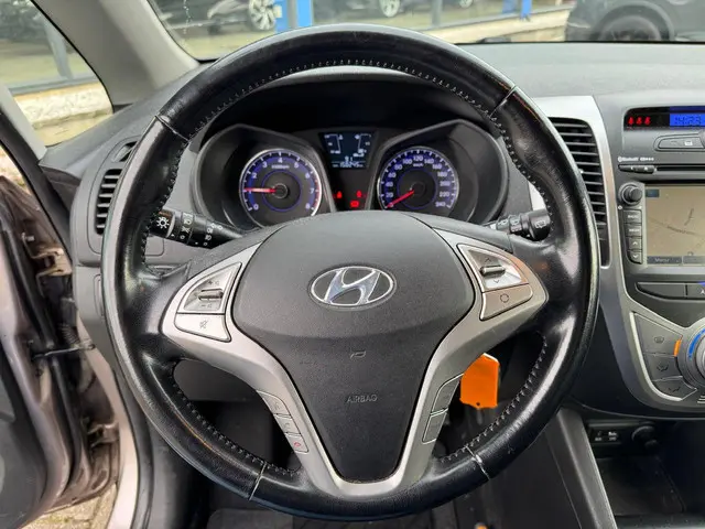 Hyundai ix20 1.6i Go! 2016 Benzine 17