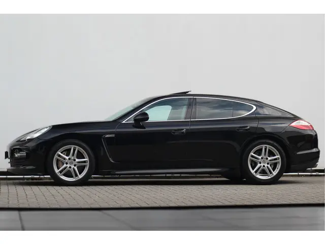 Porsche Panamera 4.8 S 2012 Benzine 7