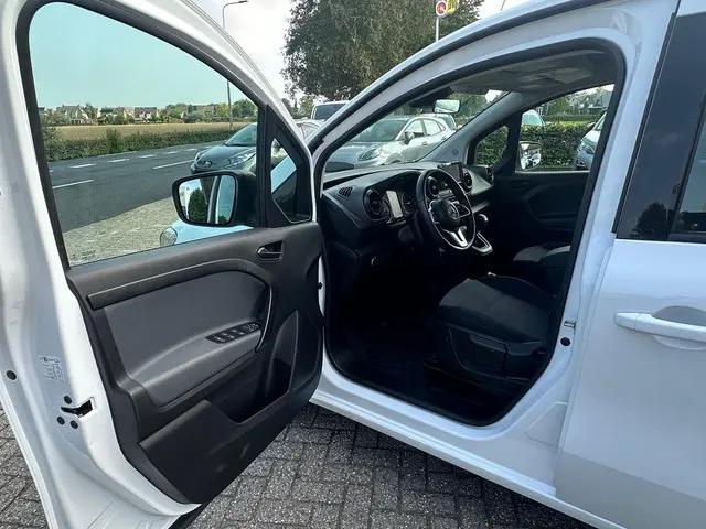 Mercedes-Benz Citan Tourer 113 Pro 2021 Benzine 13
