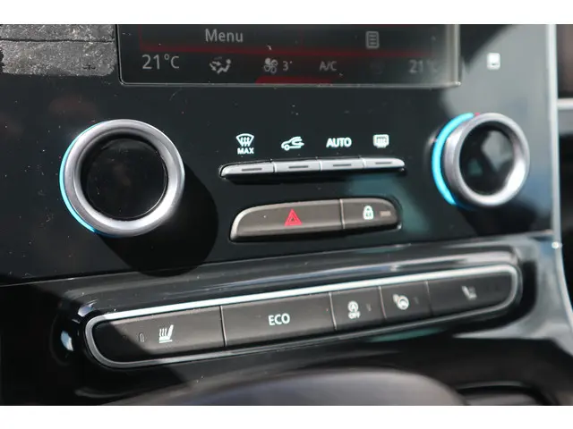Renault Espace 1.8 TCe Limousin 7p. 2018 Benzine 42