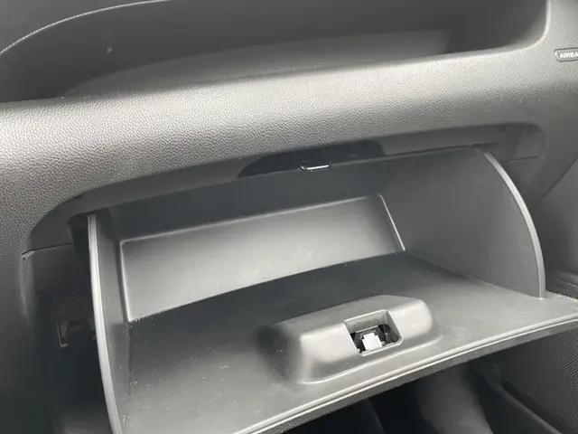 Opel KARL 1.0 Rocks Online Edition 2019 Benzine 27