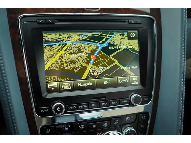 Bentley Flying Spur 6.0 W12 2016 Benzine 52