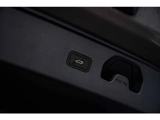 Lynk & Co 02 More 66 kWh 2026 Elektrisch 31