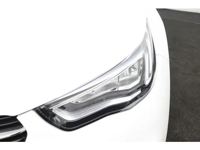 Opel Grandland X 1.2 Turbo Innovation 2020 Benzine 12