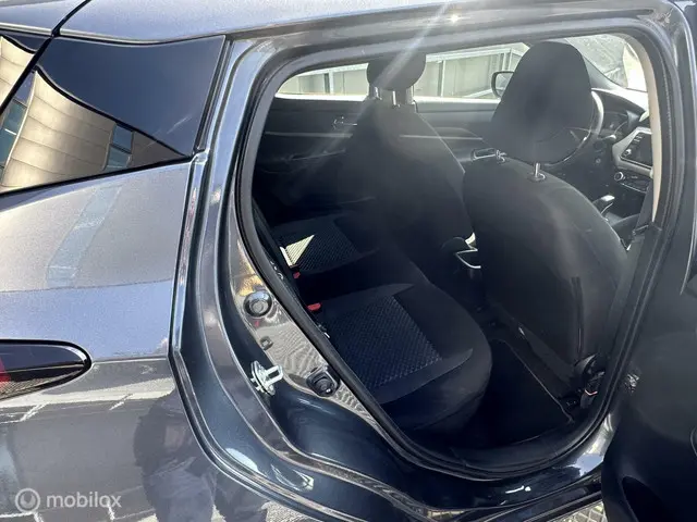Nissan Micra 1.0 IG-T Tekna 2023 Benzine 30